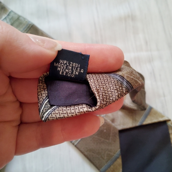 🍒 David Taylor Vintage Tie - Picture 4 of 5